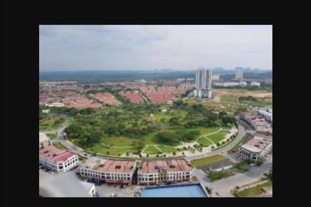 Cozy Greenery Skyloft Bukit Indah Aeon Long Sing *