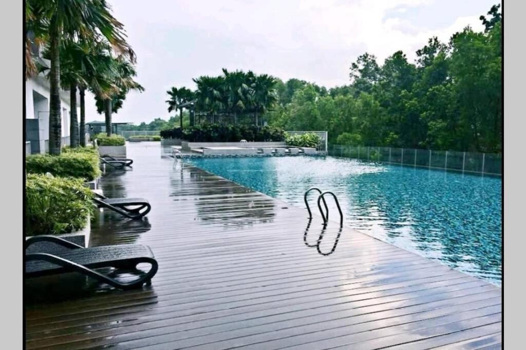 Cozy Greenery Skyloft Bukit Indah Aeon Long Sing * Johor Bahru