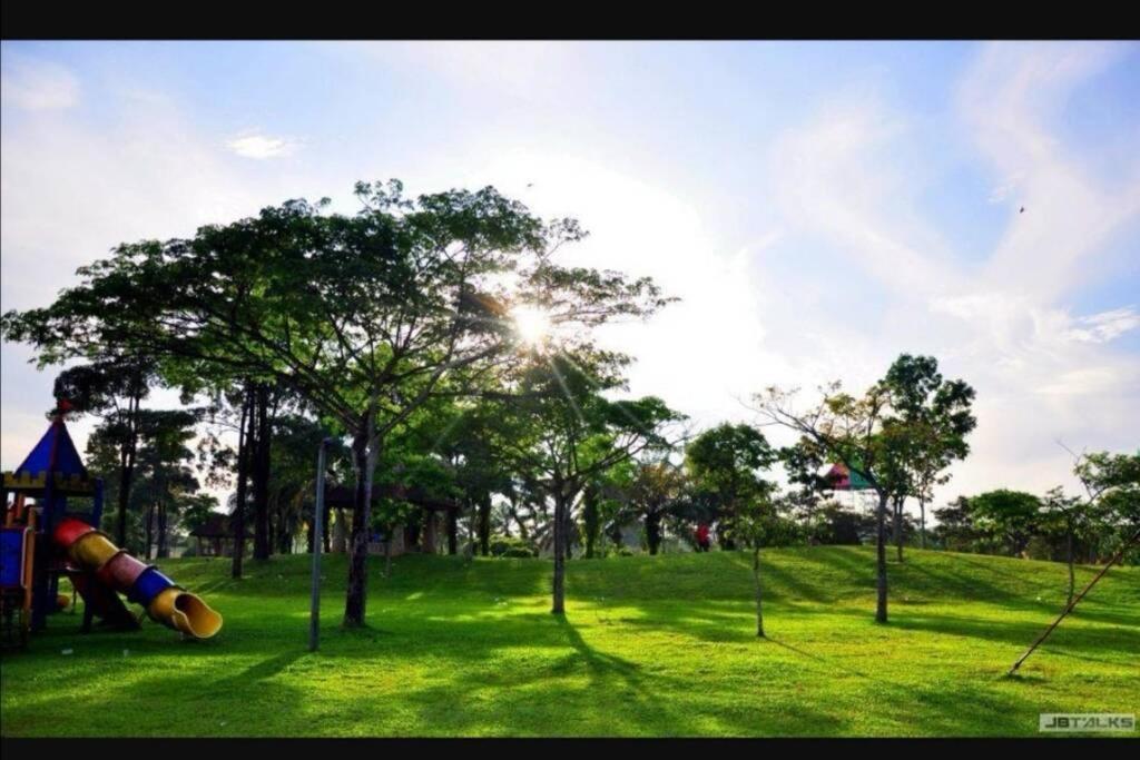 Cozy Greenery Skyloft Bukit Indah Aeon Long Sing *